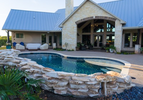 The Benefits of Hiring Professional Pool Services in McGregor, TX